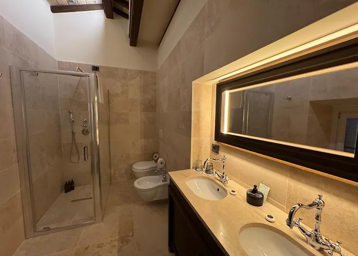 Affittacamere Palazzo Gambirasi 4*