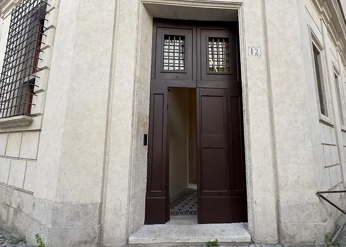 Palazzo Gambirasi Roma